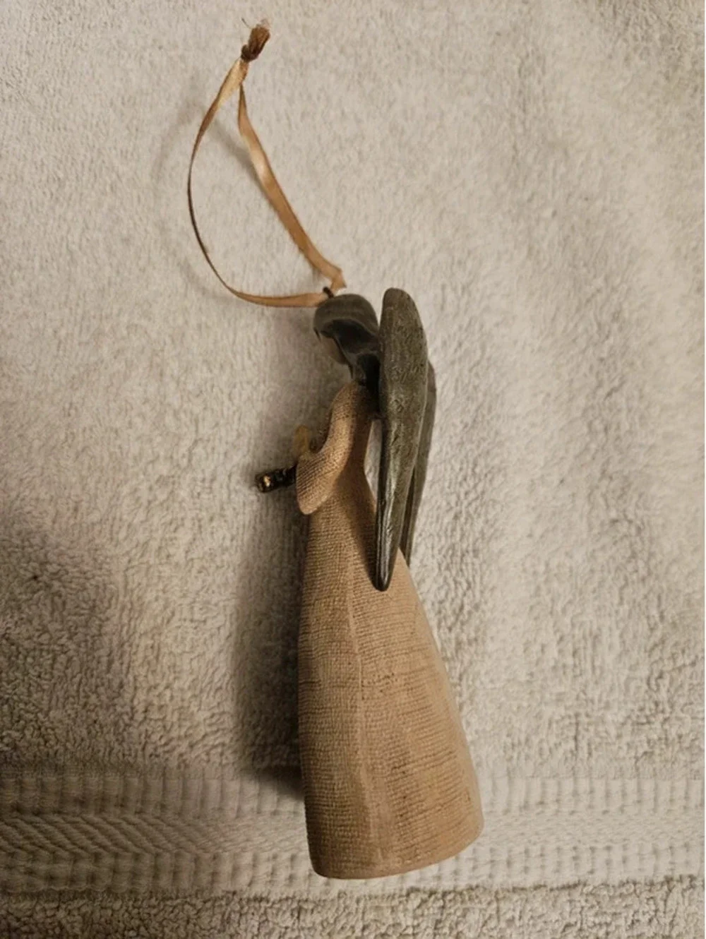 Vintage Grace Angel Resin Christmas Ornament Metal Wings 4.5